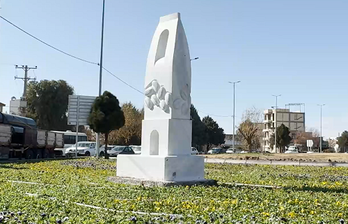 ویدئو | المان‌های ساخته شده در اولین سمپوزیوم بین‌المللی مجسمه سازی شهرداری سیرجان نصب شدند